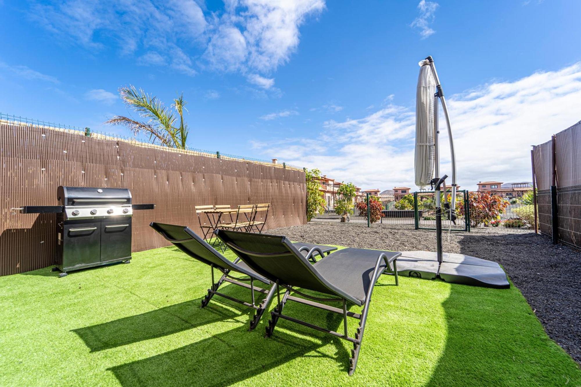 Sunshine Apartment Lajares Bagian luar foto